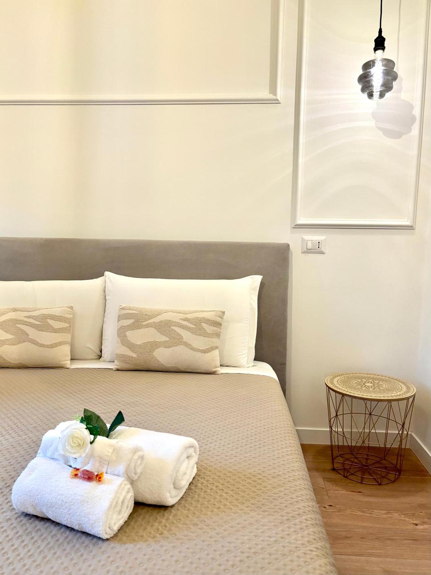 Guest House Maison Margot Fiumicino Exterior foto